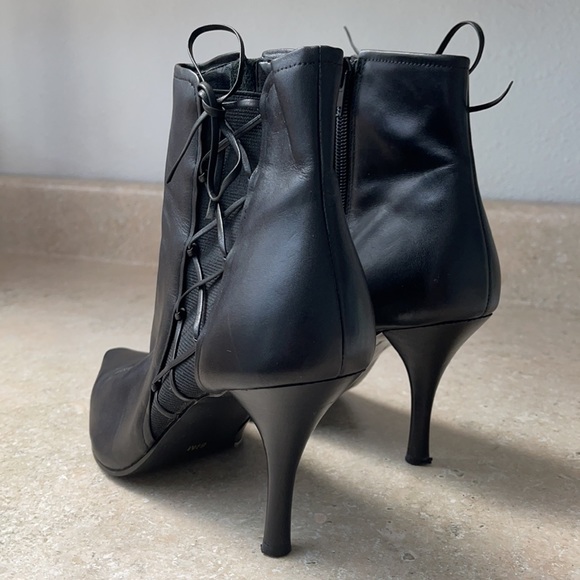 Ann Marino Pointed Lace Booties - Picture 4 of 9